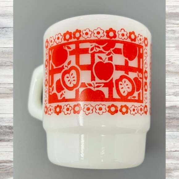 Vintage Anchor Hocking Apple Mug - Picture 4 of 8